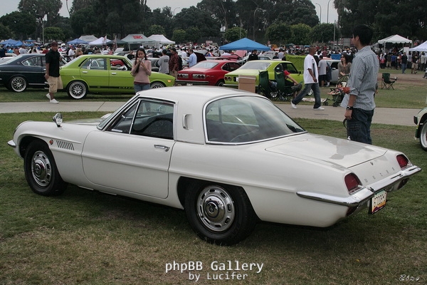 1967 Mazda 110S Cosmo - white - rvl