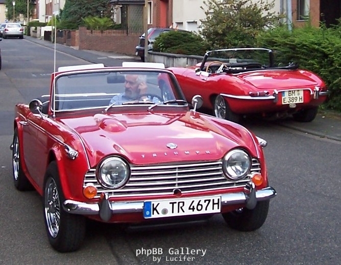 Triumph TR4A